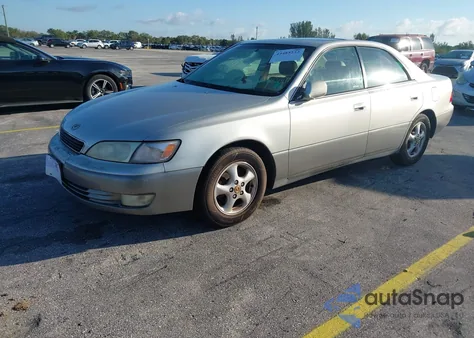 1999 Lexus Es 300 from USA, damaged, VIN JT8BF28G0X5060862